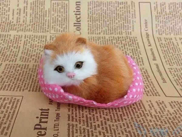 simulation yellow cat model plastic&fur mini cat on a mat doll gift 8.8*5*4cm a142